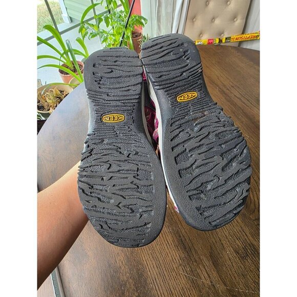 Keen Womens Waterproof Whisper Outdoor Hiking 1014204 Pink Grey Sandals 8 - Picture 10 of 16